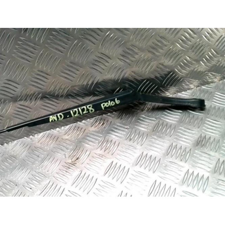 Bras essuie glace avant droit VOLKSWAGEN POLO 6 PHASE 1 d’occasion