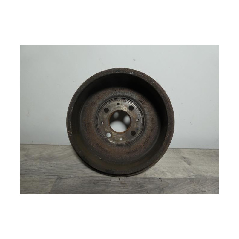 Tambour arriere gauche FIAT PUNTO 3 d’occasion