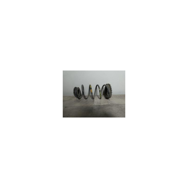 Ressort de suspension arriere FIAT PUNTO 3 d’occasion