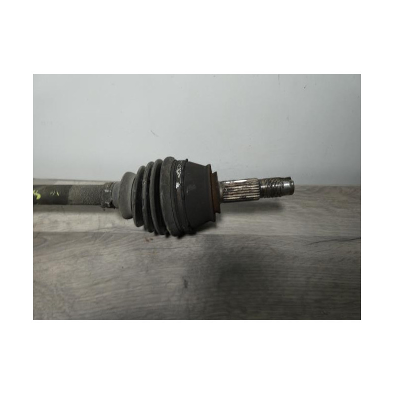 Cardan gauche (transmission) FIAT PUNTO EVO 3 d’occasion