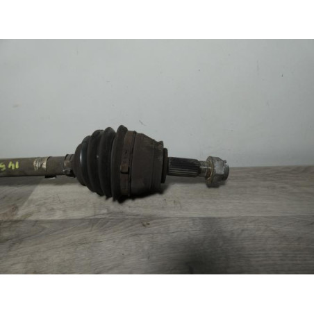 Cardan gauche (transmission) FIAT PUNTO 3 d’occasion