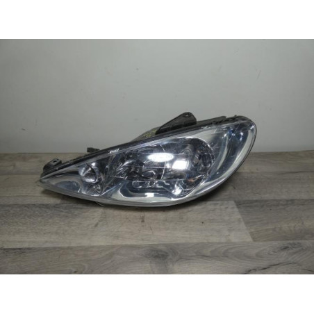 Optique avant principal gauche (feux)(phare) PEUGEOT 206 PHASE 2 d’occasion