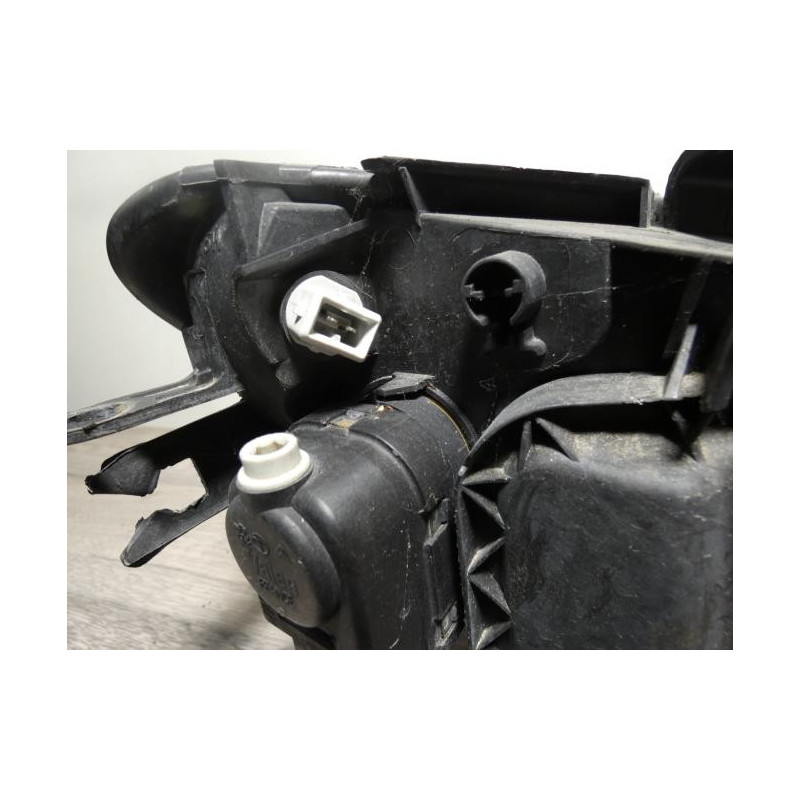 Optique avant principal gauche (feux)(phare) PEUGEOT 206 PHASE 2 d’occasion