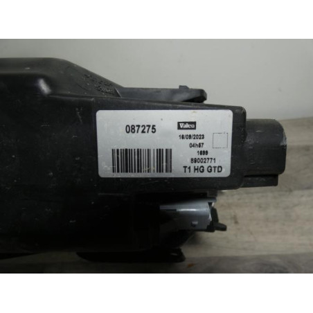 Optique avant principal gauche (feux)(phare) PEUGEOT 206 PHASE 2 d’occasion