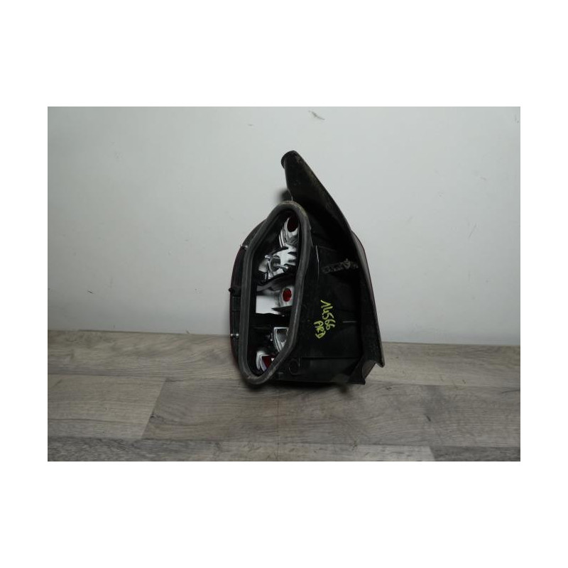 Feu arriere principal droit (feux) RENAULT GRAND MODUS PHASE 2 d’occasion