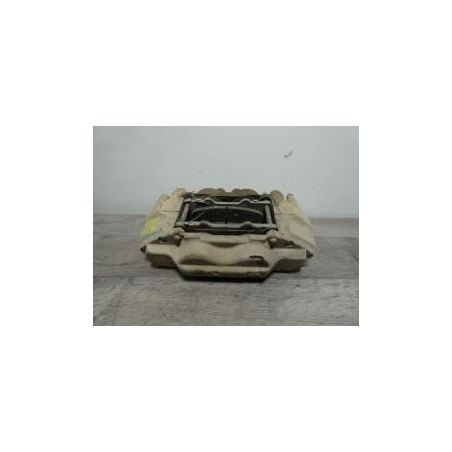 Etrier avant droit (freinage) TOYOTA HILUX 5 PHASE 1 d’occasion