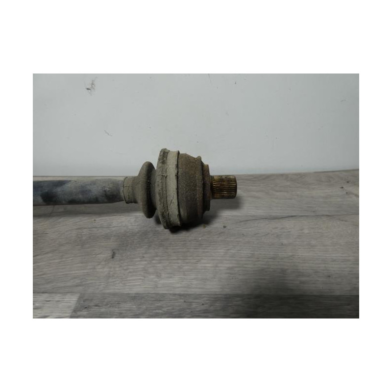 Cardan arriere droit (transmission) AUDI A6 3 AVANT PHASE 1 BREAK d’occasion