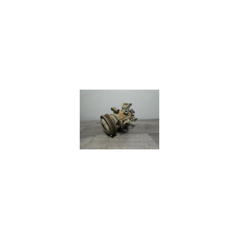 Compresseur clim TOYOTA HILUX 5 PHASE 1 d’occasion