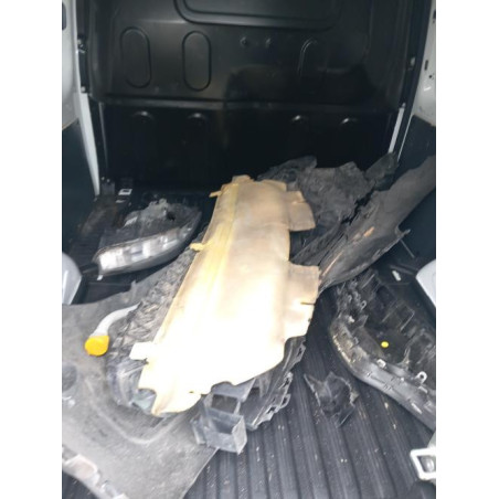Feu arriere principal droit (feux) RENAULT KANGOO 2 PHASE 2 d’occasion
