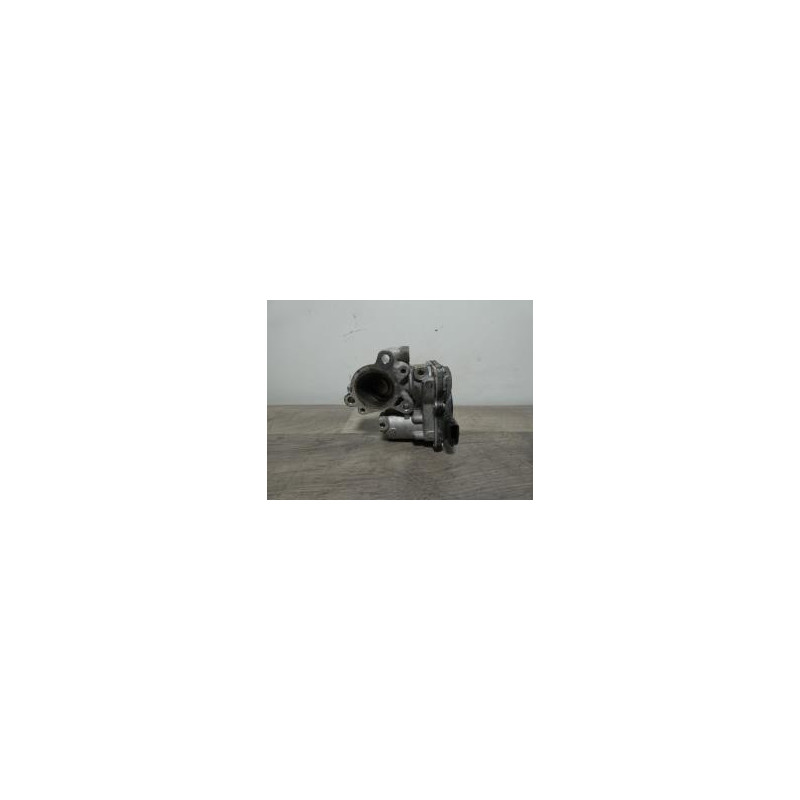 Boitier papillon DACIA DUSTER 2 PHASE 1 d’occasion