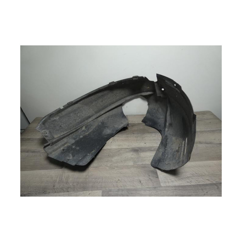 Pare boue avant droit FORD FIESTA 6 PHASE 1 d’occasion
