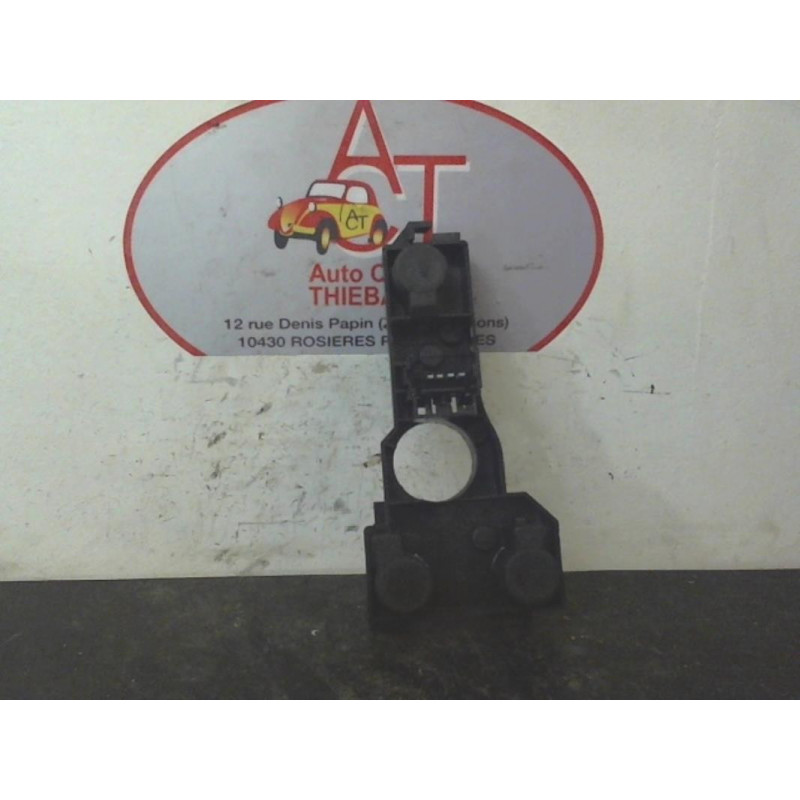 Platine feu arriere gauche RENAULT LAGUNA II PHASE 1 d’occasion