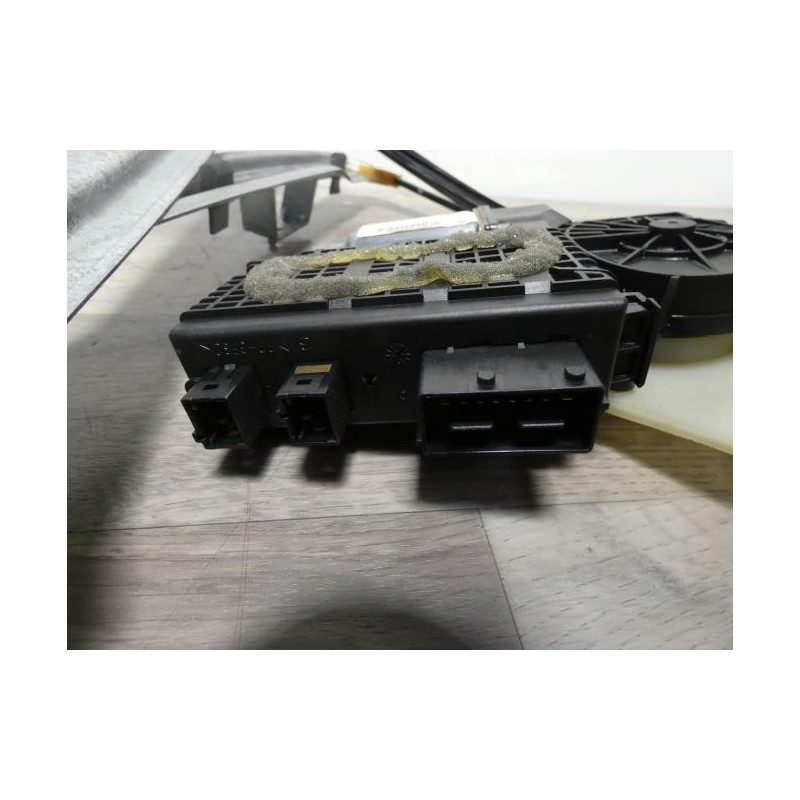 Leve vitre electrique avant gauche CITROEN C4 GRAND PICASSO 1 d’occasion