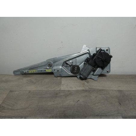 Leve vitre electrique avant gauche RENAULT TWINGO 1 PHASE 3 d’occasion