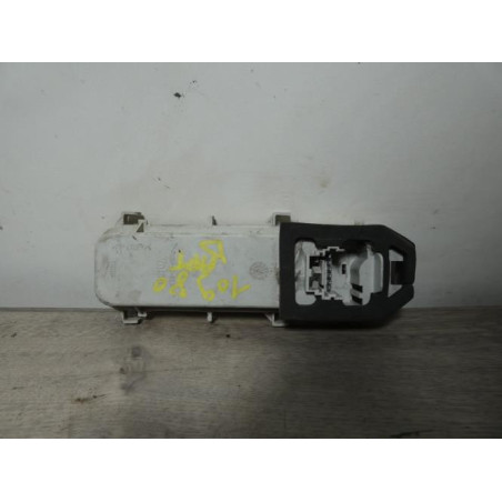 Platine feu arriere droit RENAULT CLIO 2 PHASE 2 d’occasion