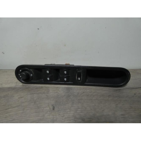 Interrupteur de leve vitre avant gauche RENAULT GRAND ESPACE 4 PHASE 2 d’occasion