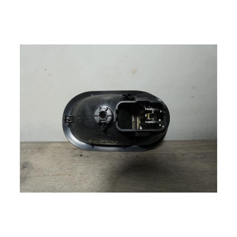 Poignee interieur avant gauche RENAULT MEGANE 2 PHASE 2 d’occasion