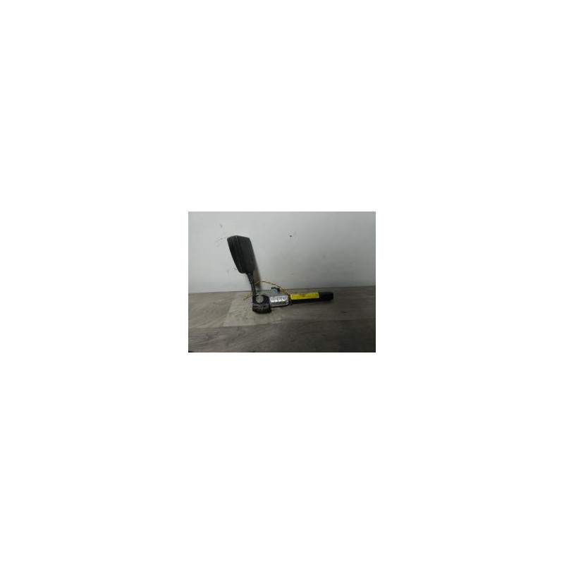 Attache ceinture arriere droit BMW SERIE 5 E60 PHASE 2 d’occasion
