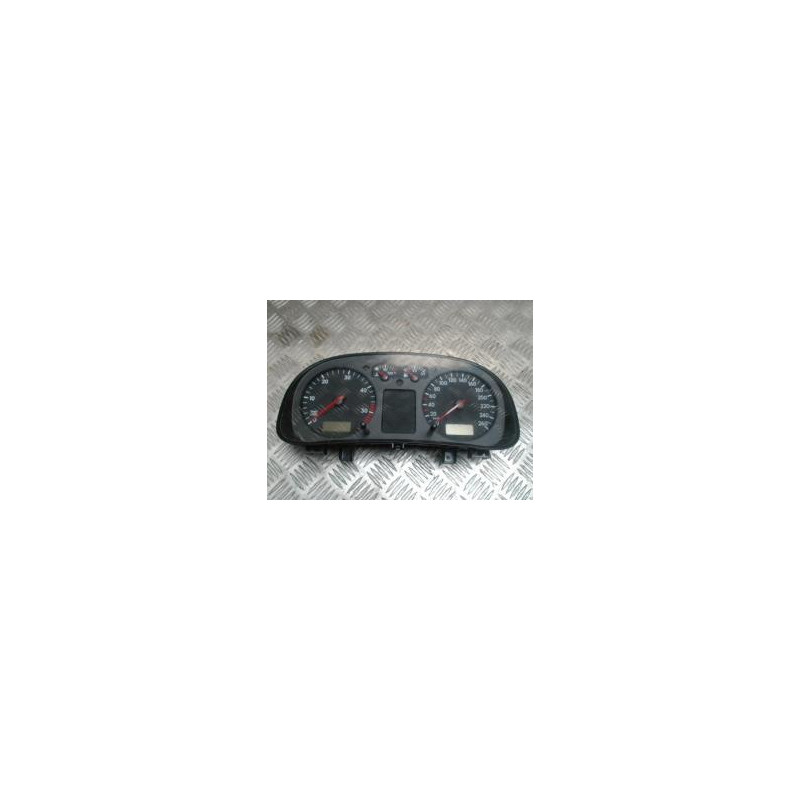 Compteur VOLKSWAGEN BORA d’occasion