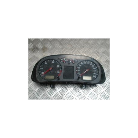 Compteur VOLKSWAGEN BORA d’occasion
