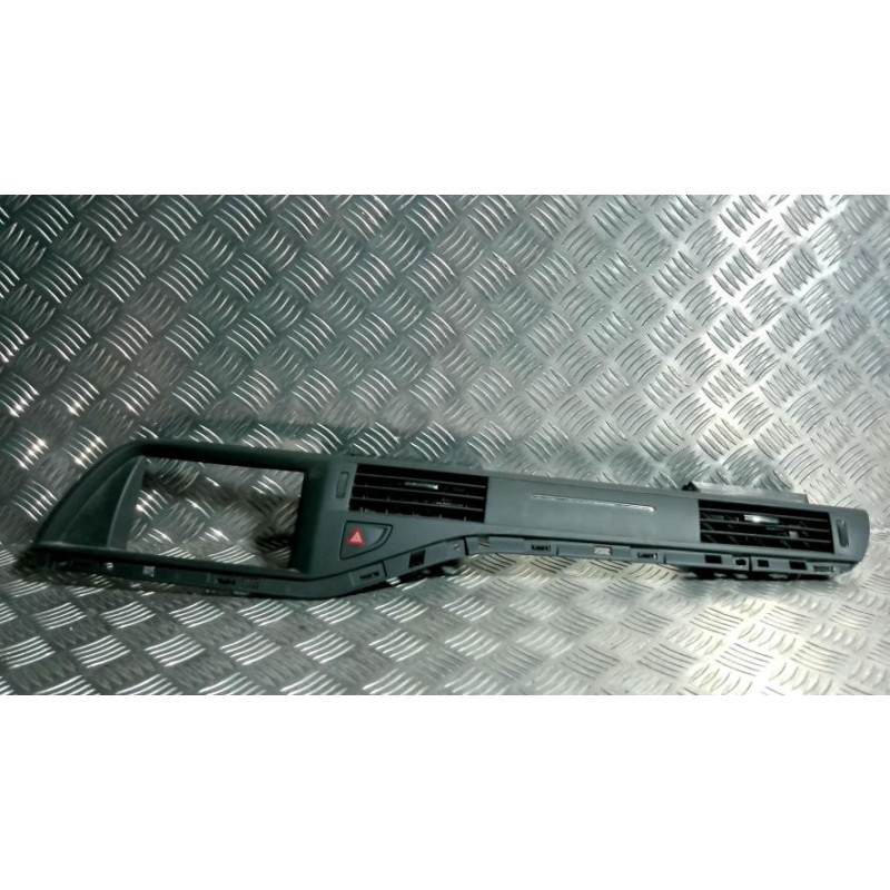 Console central (interieur plastique) CITROEN C5 2 d’occasion