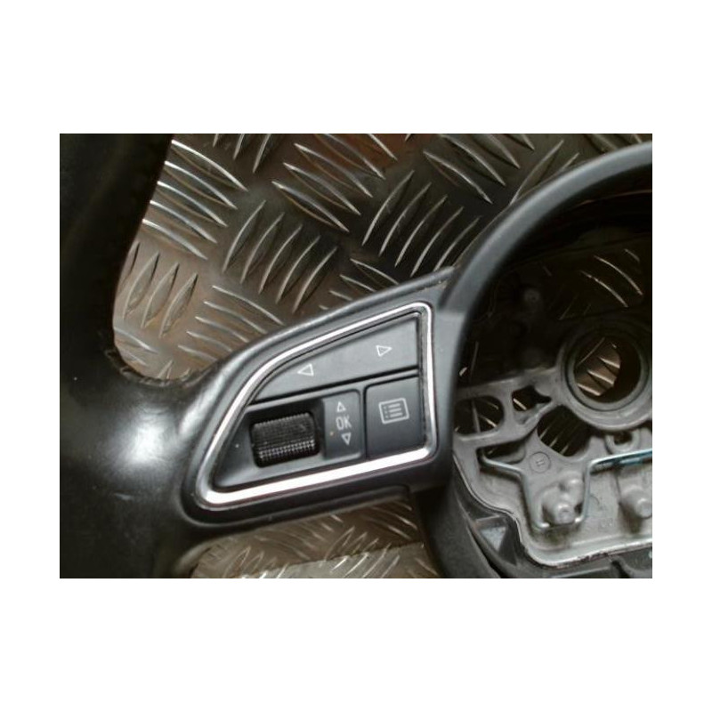 Volant AUDI A1 1 PHASE 1 d’occasion