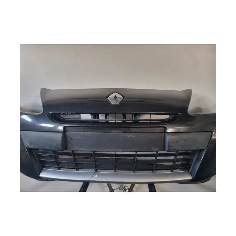Pare choc avant RENAULT CLIO 3 PHASE 2 d’occasion