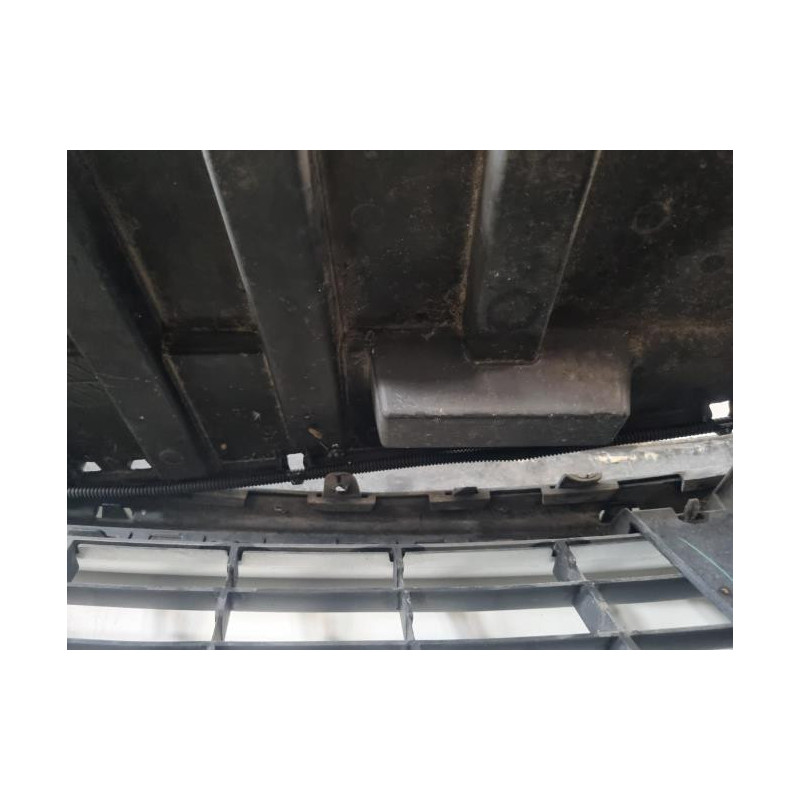 Pare choc avant RENAULT CLIO 3 PHASE 2 d’occasion