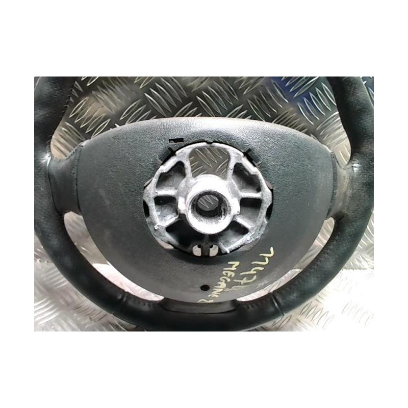 Volant RENAULT MEGANE 2 PHASE 1 d’occasion
