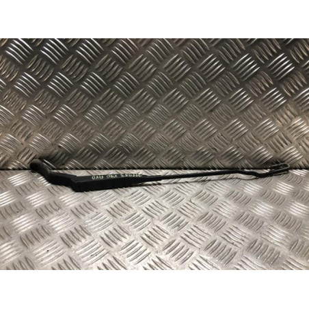 Bras essuie glace avant droit VOLVO V 40 1 PHASE 2 BREAK d’occasion