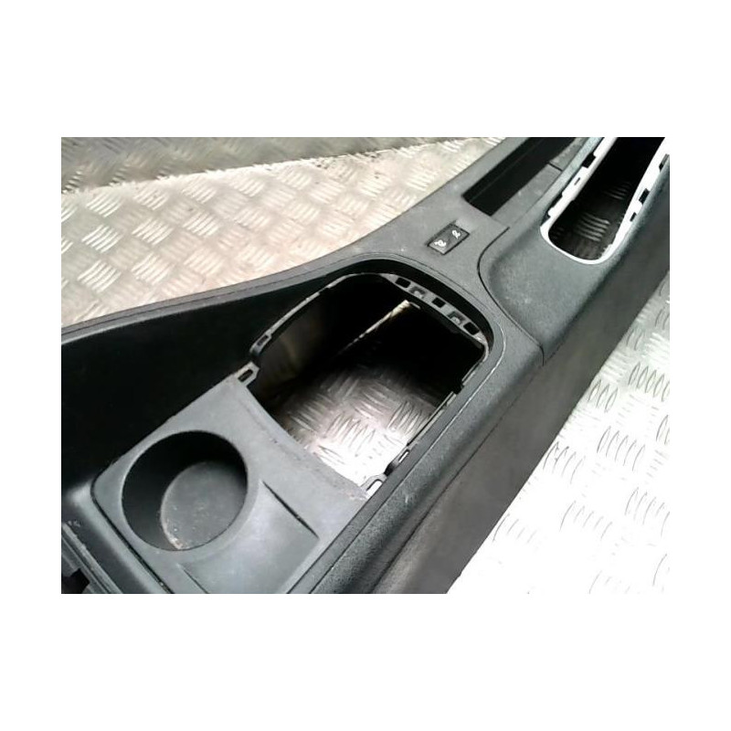 Console central (interieur plastique) RENAULT MEGANE 3 PHASE 3 d’occasion