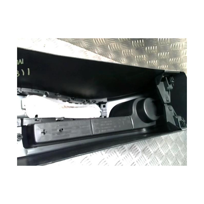 Console central (interieur plastique) RENAULT MEGANE 3 PHASE 3 d’occasion