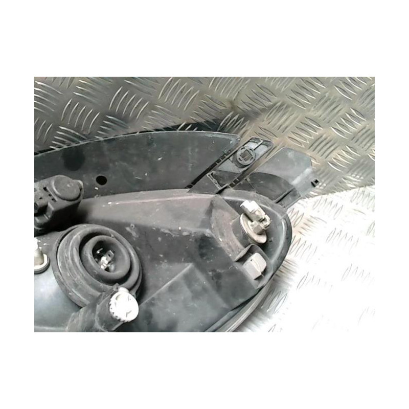 Optique avant principal droit (feux)(phare) CITROEN XSARA PICASSO PHASE 2 d’occasion