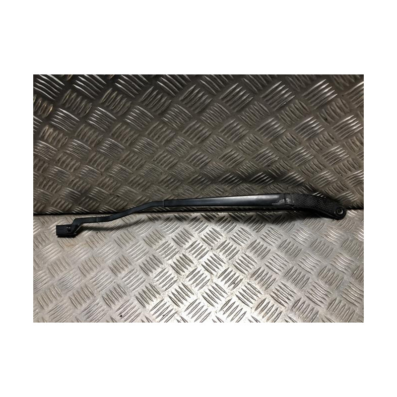 Bras essuie glace avant droit CITROEN C4 2 PHASE 1 d’occasion
