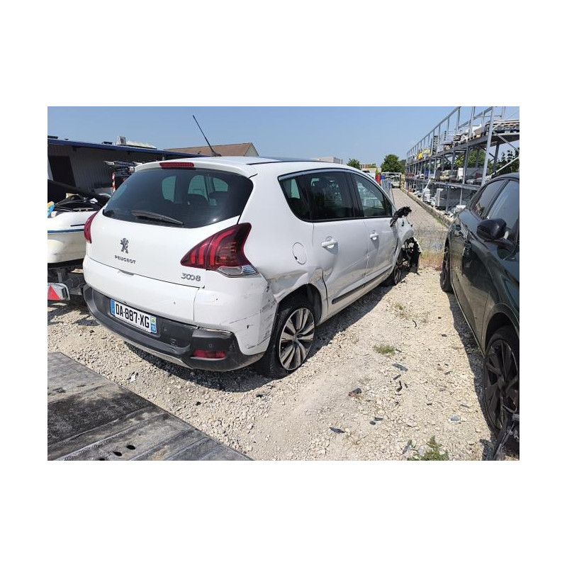 Vitre avant droit PEUGEOT 3008 1 PHASE 1 d’occasion