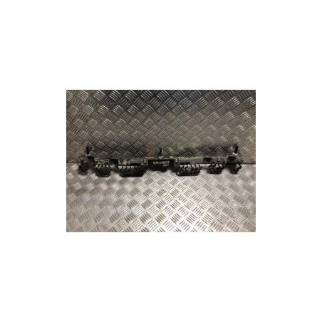 Support de pare chocs arriere RENAULT CLIO 5 PHASE 1 d’occasion