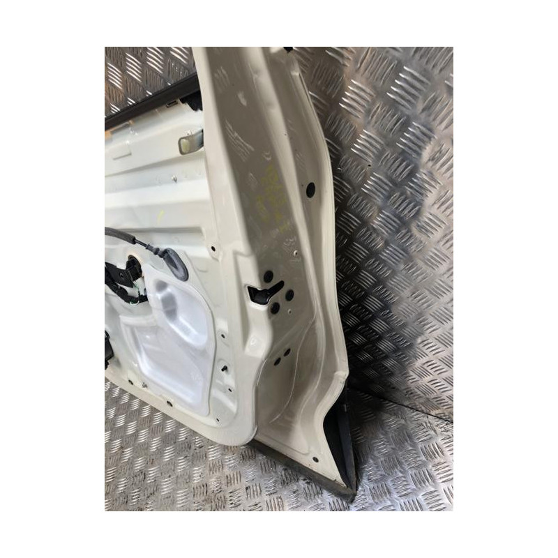 Porte avant droit RENAULT CAPTUR 1 PHASE 1 d’occasion