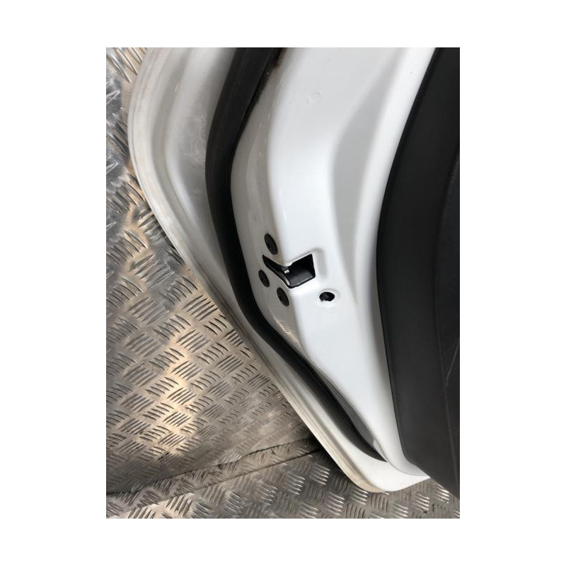 Porte arriere gauche RENAULT CLIO 5 PHASE 1 d’occasion