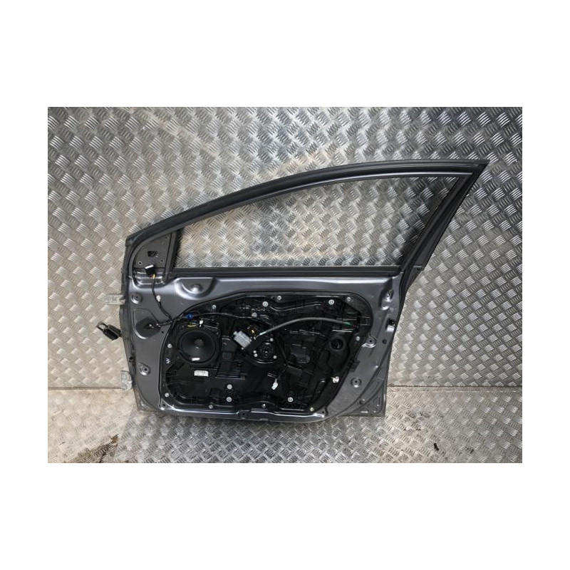 Porte avant droit HYUNDAI I 40 PHASE 1 BREAK d’occasion
