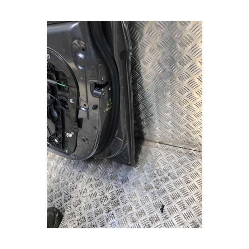 Porte avant droit HYUNDAI I 40 PHASE 1 BREAK d’occasion