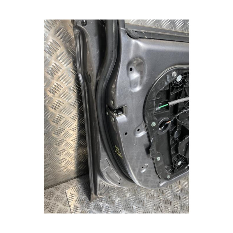 Porte avant gauche HYUNDAI I 40 PHASE 1 BREAK d’occasion