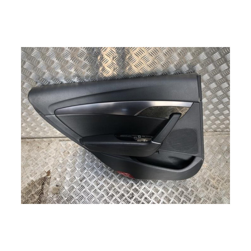 Panneau de porte arriere gauche HYUNDAI I 40 PHASE 1 BREAK d’occasion