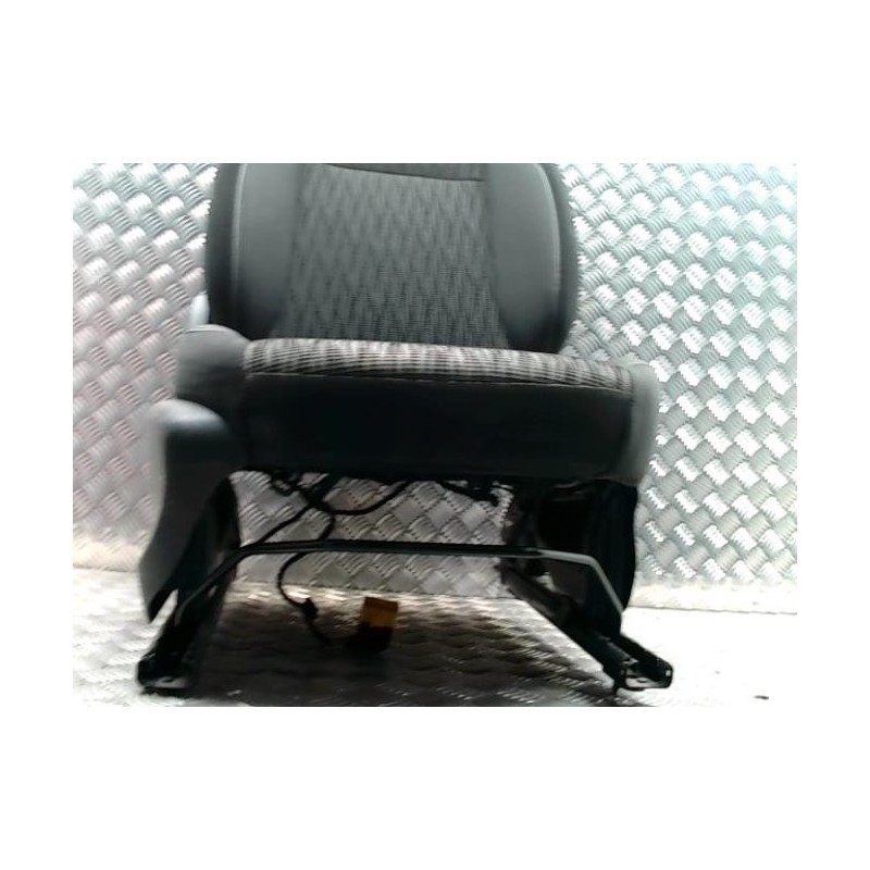 Siege avant droit CITROEN C3 PICASSO PHASE 1 d’occasion