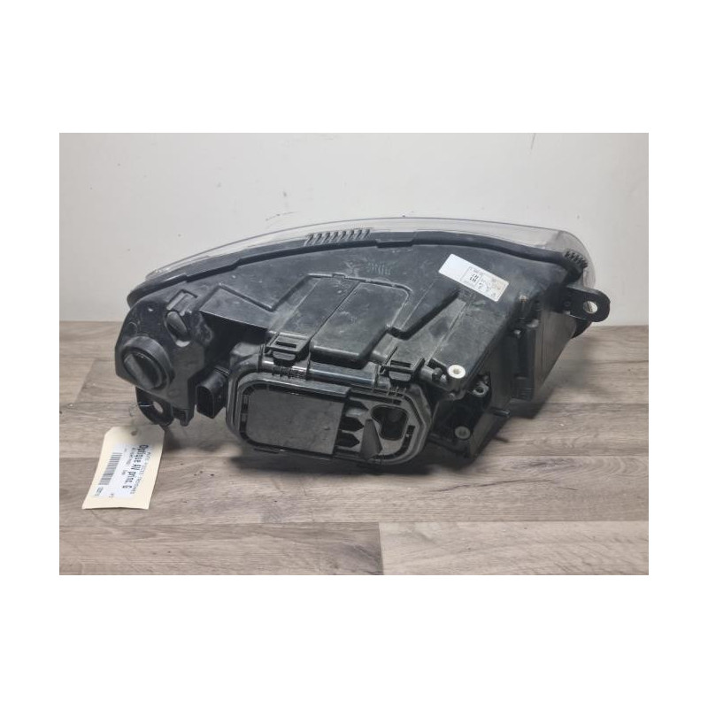Optique avant principal gauche (feux)(phare) AUDI A6 3 AVANT PHASE 1 BREAK d’occasion