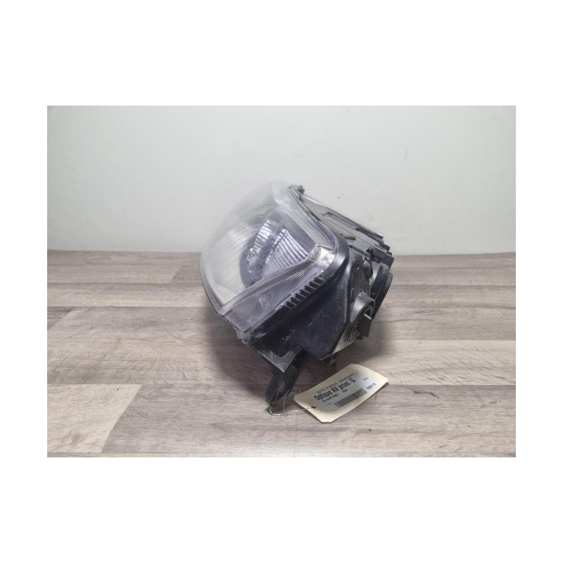 Optique avant principal gauche (feux)(phare) AUDI A6 3 AVANT PHASE 1 BREAK d’occasion