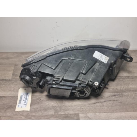 Optique avant principal gauche (feux)(phare) AUDI A6 3 AVANT PHASE 1 BREAK d’occasion