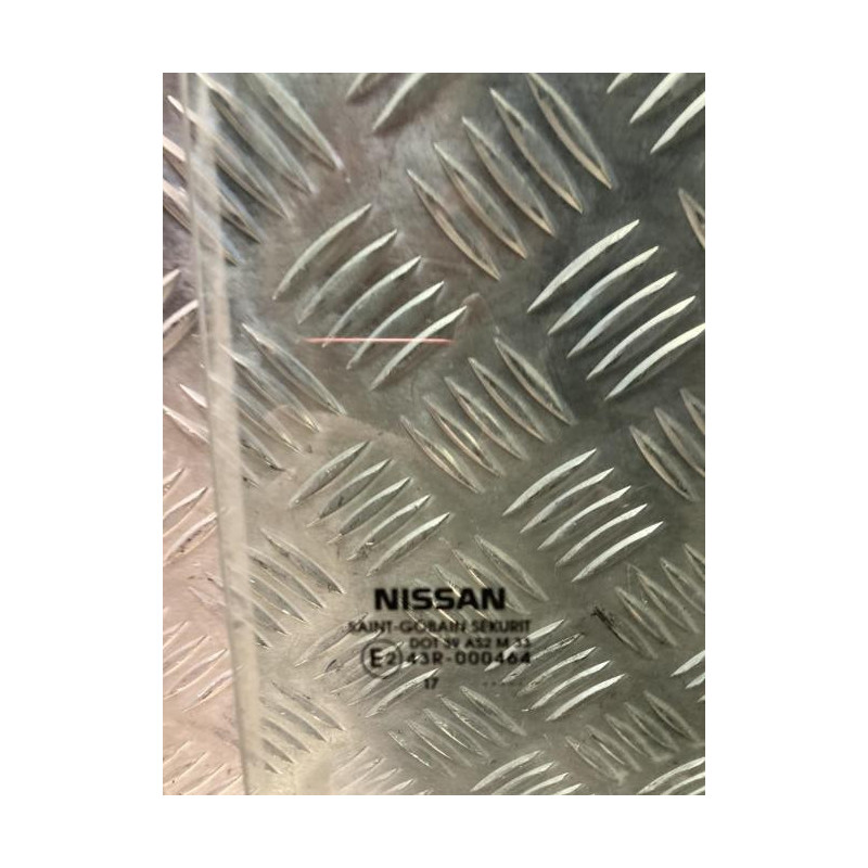 Vitre arriere droit NISSAN MICRA 5 d’occasion