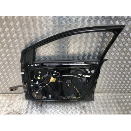 Porte avant droit VOLKSWAGEN POLO 5 PHASE 1 d’occasion