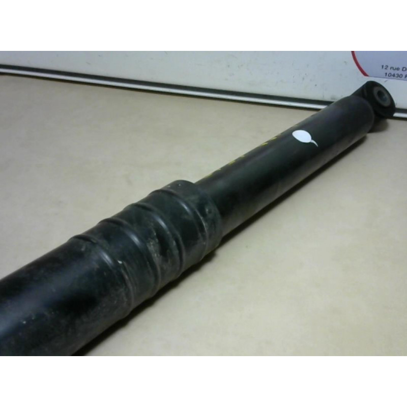 Amortisseur arriere droit RENAULT CLIO IV d’occasion