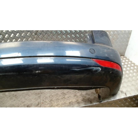 Pare choc arriere VOLKSWAGEN TOURAN 2 d’occasion